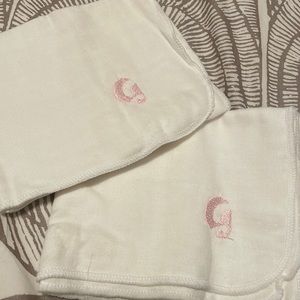 Glossier Muslin Cleansing Cloths (2)
